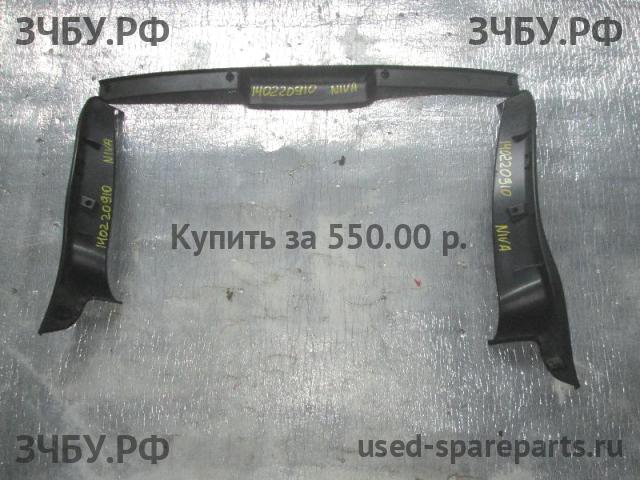 Chevrolet Niva Обшивка двери (комплект)