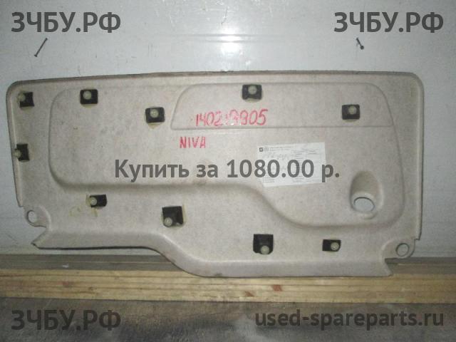 Chevrolet Niva Обшивка двери багажника