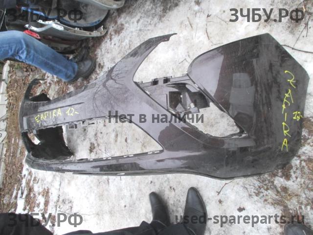 Opel Zafira C Бампер передний