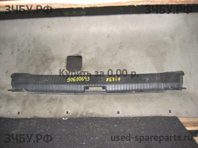 Daewoo Nexia (2008>) Пластик салона
