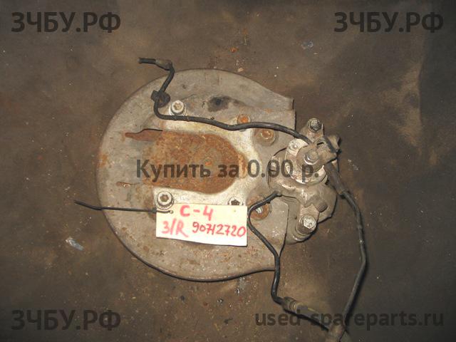Citroen C4 (1) Кулак задний правый