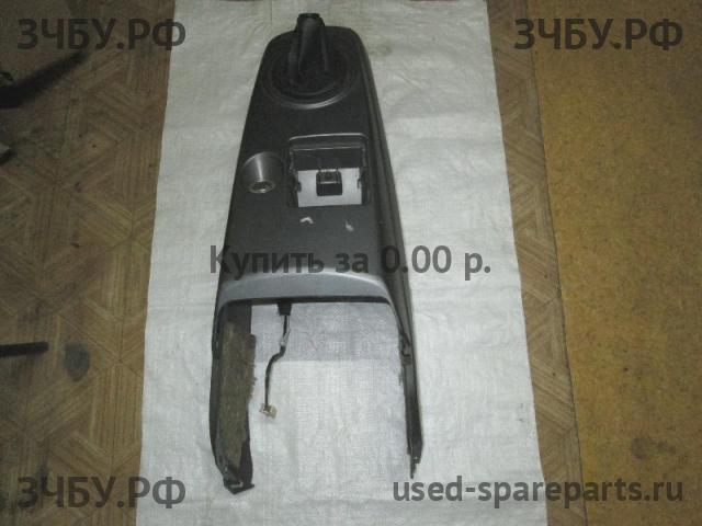 Mitsubishi Lancer 9 [CS/Classic] Консоль между сиденьями (Подлокотник)
