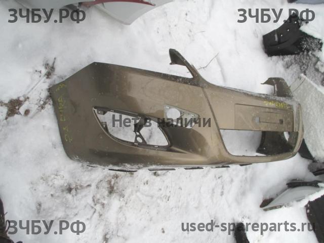 Opel Zafira B Бампер передний