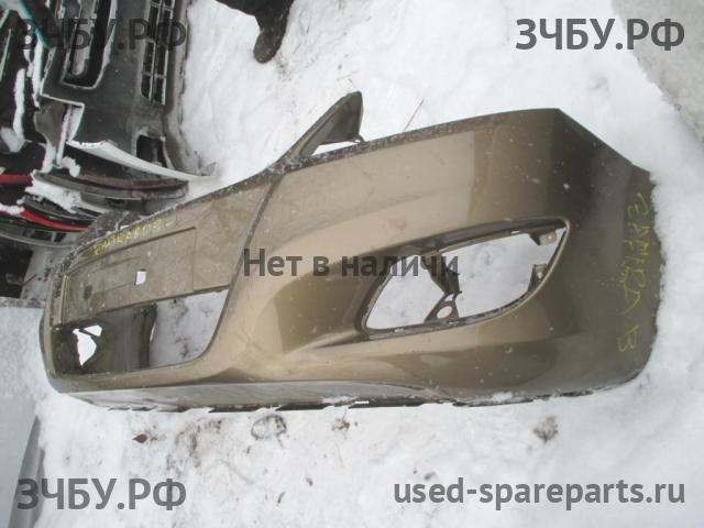 Opel Zafira B Бампер передний