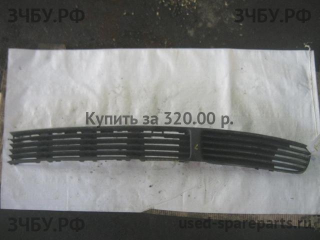 Volkswagen Passat B5 Решетка в бампер