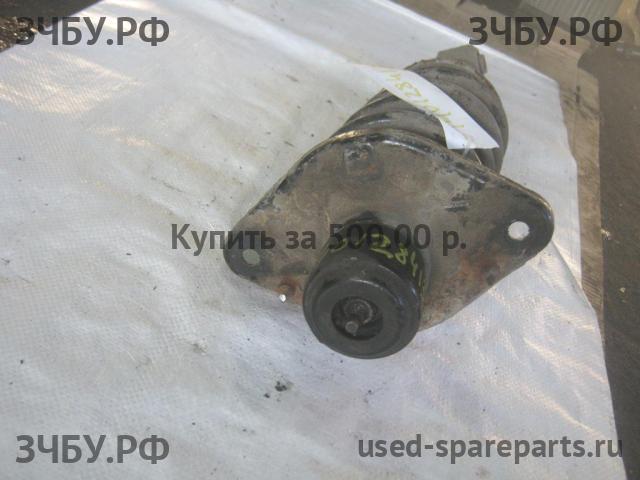 Volkswagen Passat B5 Стойка задняя левая (в сборе)