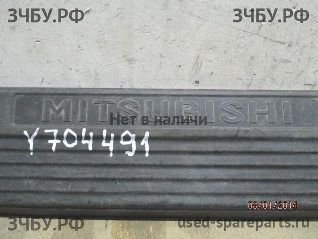 Mitsubishi Pajero/Montero 3 Накладка на порог
