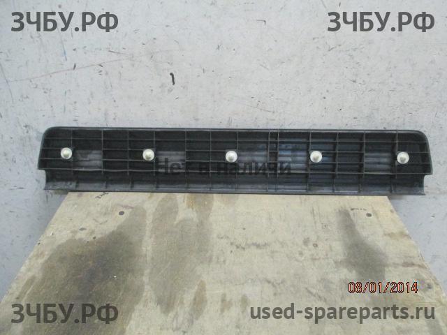 Mitsubishi Pajero/Montero 3 Накладка на порог
