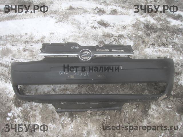 Opel Corsa C Бампер передний