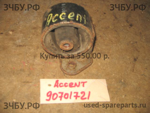 Hyundai Accent 2 Опора КПП