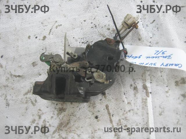 Toyota Camry 3 Замок двери задней левой
