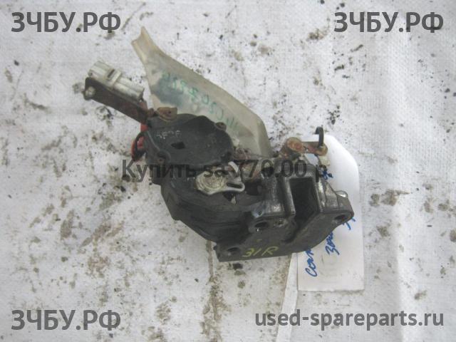 Toyota Camry 3 Замок двери задней правой