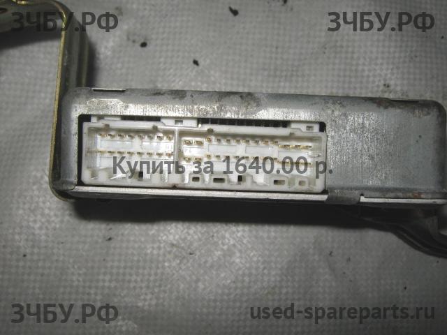 Toyota Camry 3 Блок управления ABS