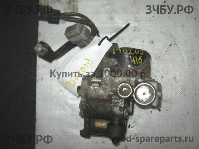 Toyota Camry 3 Блок ABS (насос)