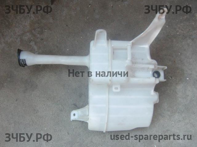 Toyota Camry 7 (V50) Бачок омывателя лобового стекла