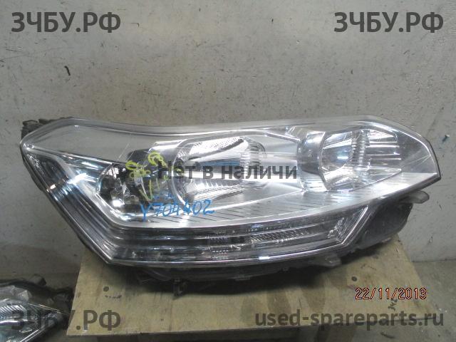 Citroen C5 (3) Фара правая