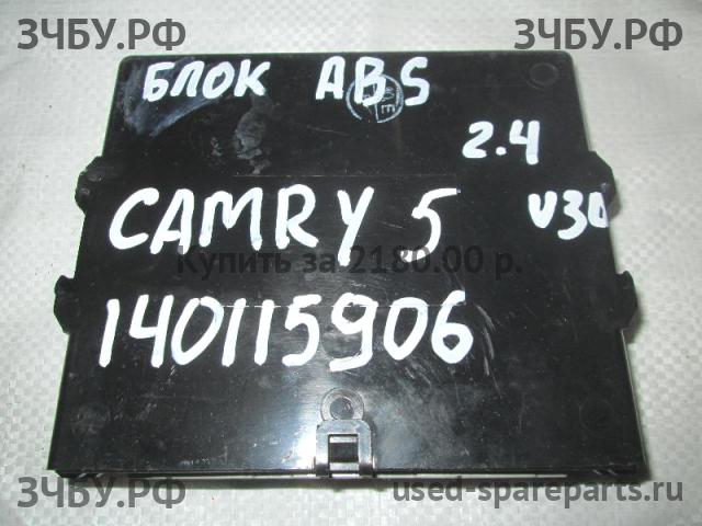 Toyota Camry 5 (V30) Блок управления ABS