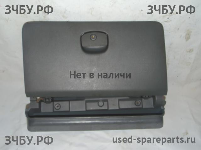 Chevrolet Lacetti Бардачок