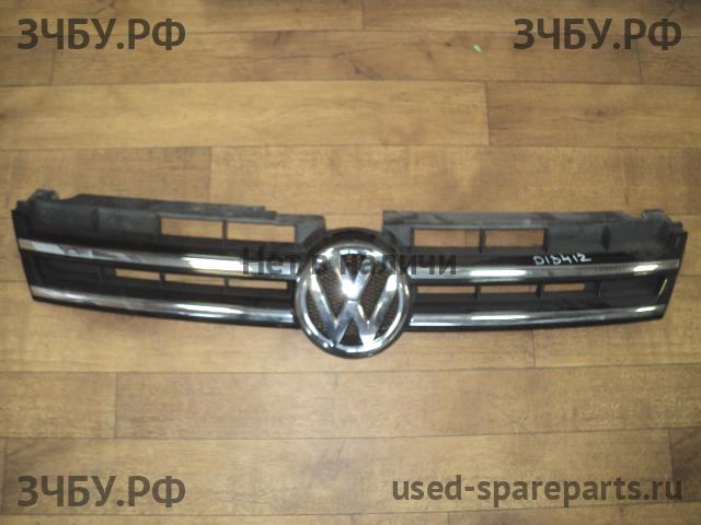 Volkswagen Touareg 2 Решетка радиатора