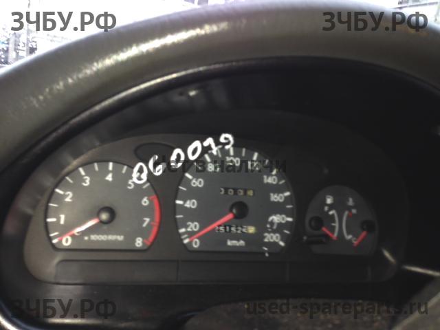 Hyundai Accent 1 Панель приборов