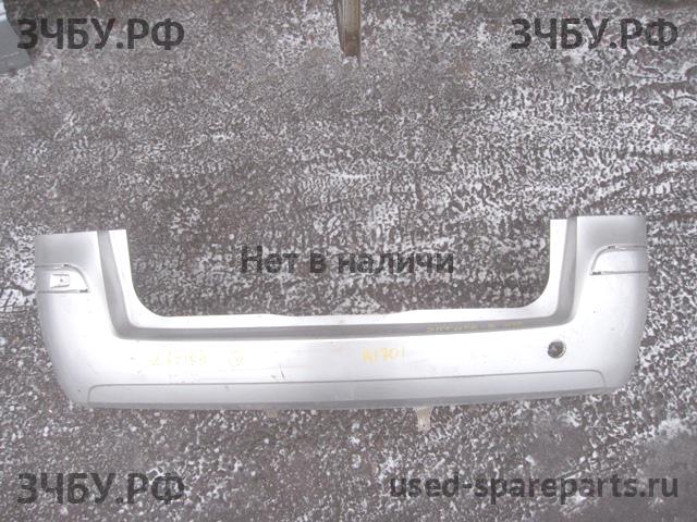 Opel Zafira B Бампер задний