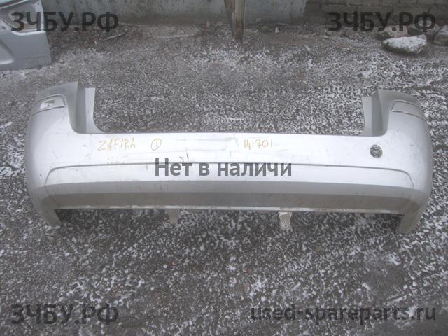 Opel Zafira B Бампер задний