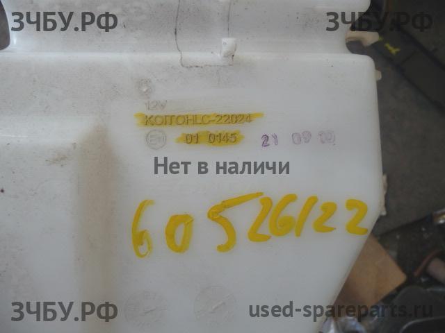 Honda Civic 8 (5D) Бачок омывателя лобового стекла