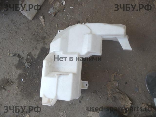 Honda Civic 8 (5D) Бачок омывателя лобового стекла