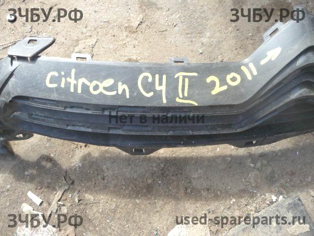 Citroen C4 (2) Решетка радиатора