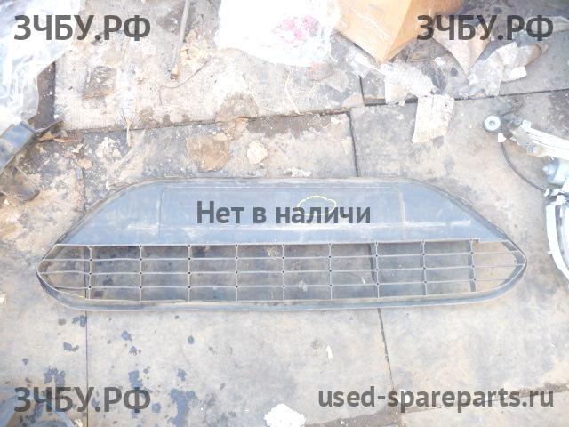 Ford Focus 2 Решетка в бампер