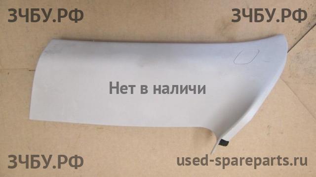 Ford Focus 3 Накладка стойки задней правой