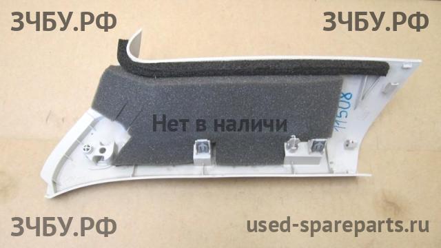 Ford Focus 2 (рестайлинг) Накладка стойки задней левой