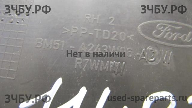 Ford Focus 3 Накладка стойки средней правой