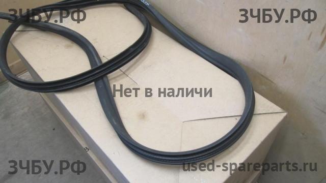 Ford Focus 3 Уплотнитель двери
