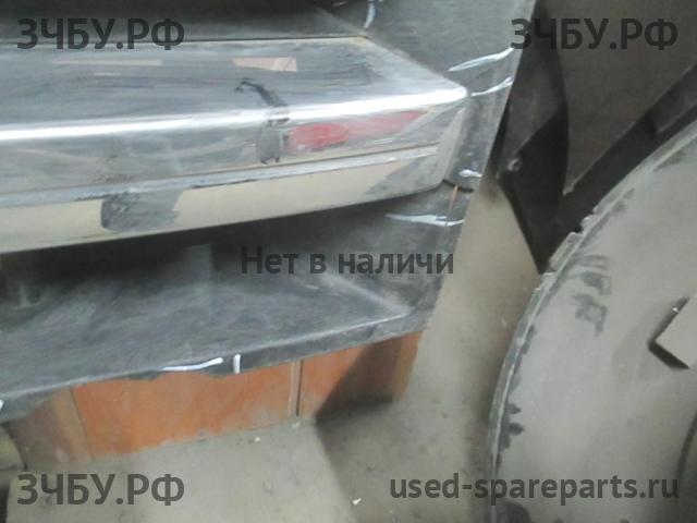Mitsubishi Pajero/Montero 4 Решетка радиатора