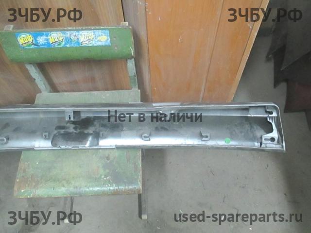 Honda CR-V 3 Накладка на дверь багажника