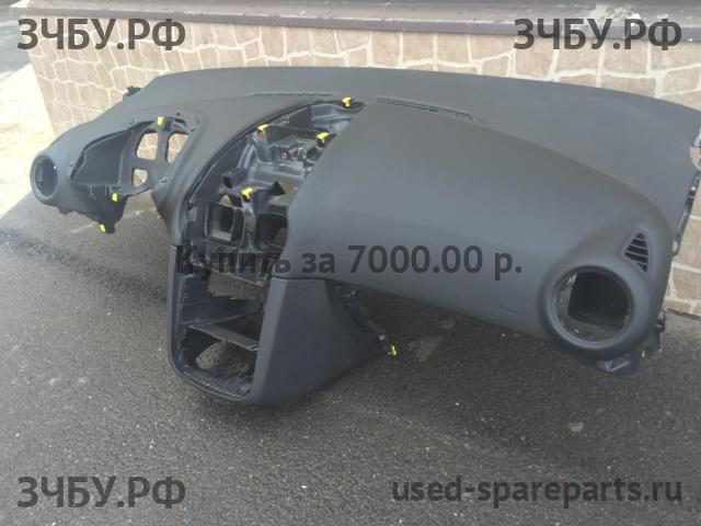 Opel Corsa D Торпедо