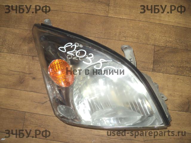 Toyota Land Cruiser 120 (PRADO) Фара правая