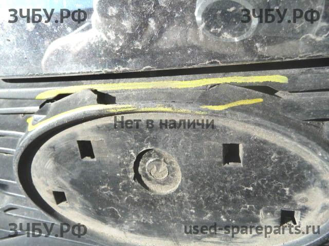 KIA Ceed 1 Решетка радиатора