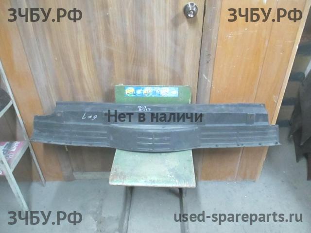 Mitsubishi Pajero/Montero 4 Накладка заднего бампера