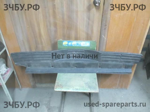 Mitsubishi Pajero/Montero 4 Накладка заднего бампера