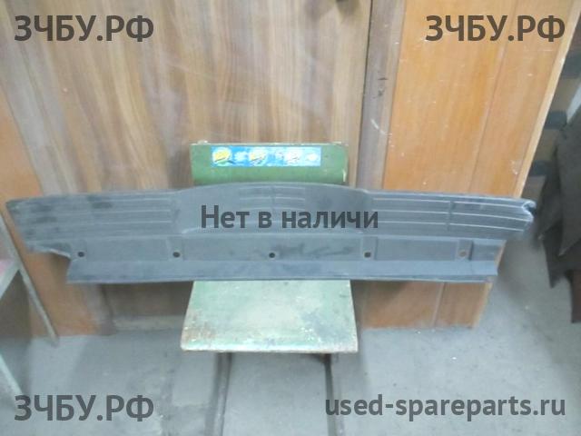Mitsubishi Pajero/Montero 4 Накладка заднего бампера