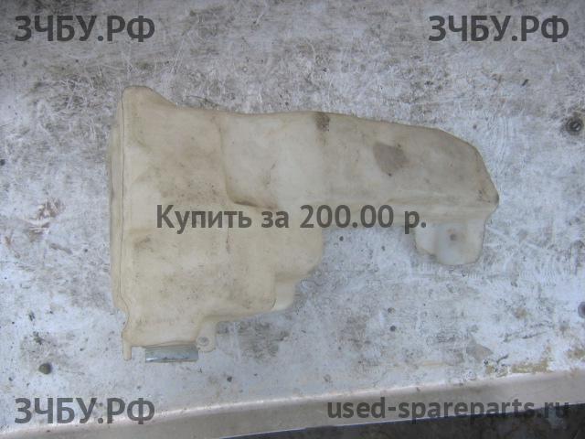Audi 80/90 [B3] Бачок омывателя лобового стекла