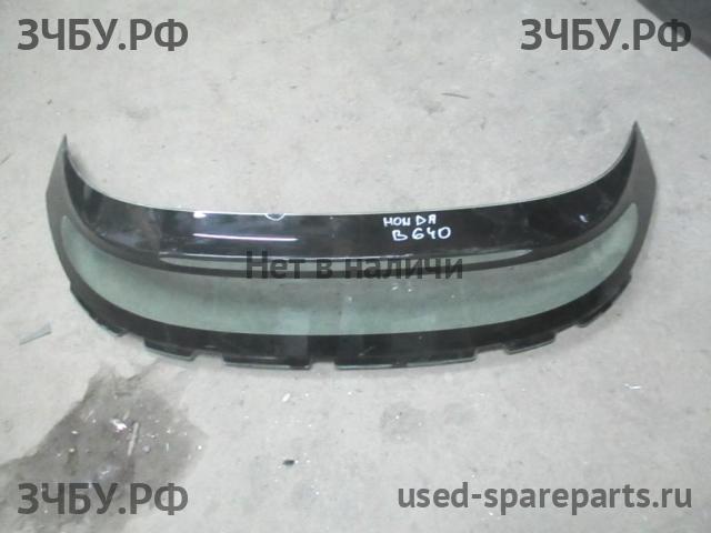 Honda Civic 8 (5D) Стекло заднее
