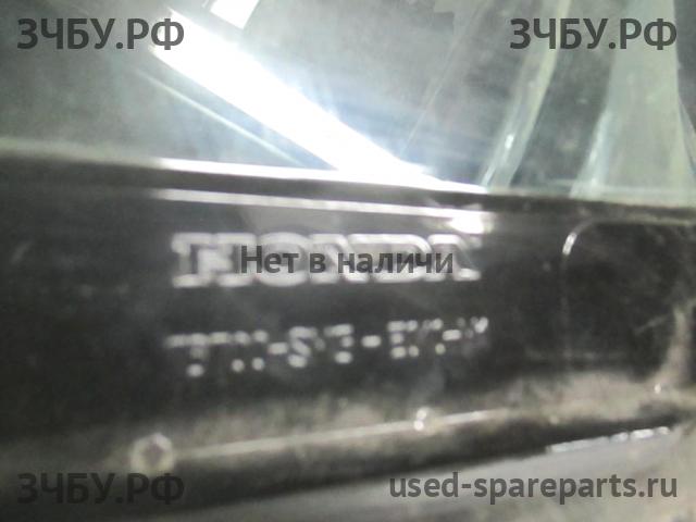 Honda Civic 8 (5D) Стекло заднее