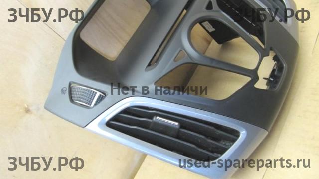 Ford Focus 3 Накладка декоративная на торпедо