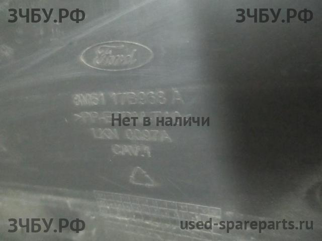 Ford Focus 2 (рестайлинг) Решетка в бампер
