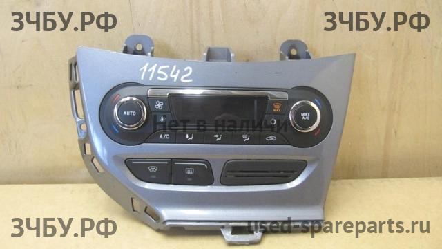 Ford Focus 3 Блок управления климатической установкой