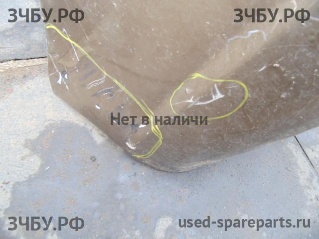 Opel Zafira B Бампер задний