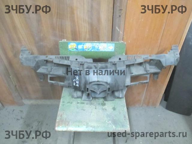 Mazda 3 [BL] Решетка радиатора